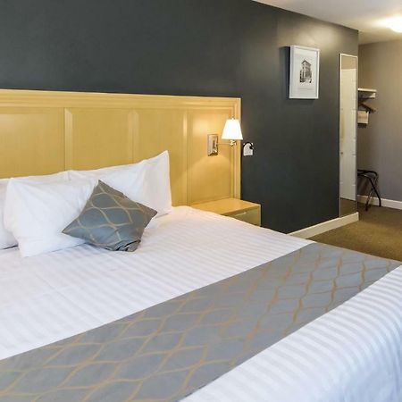 Red Lion Inn & Suites Abbotsford Kültér fotó