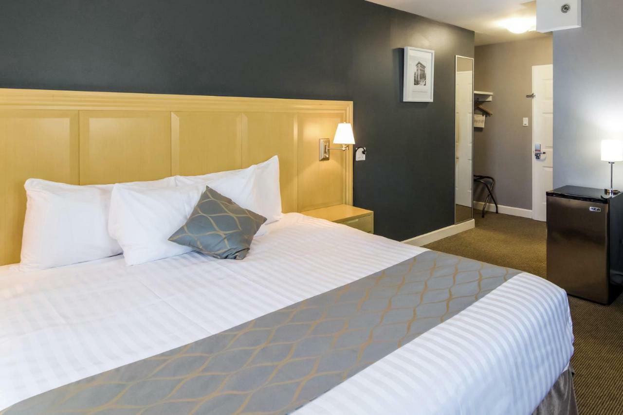 Red Lion Inn & Suites Abbotsford Kültér fotó