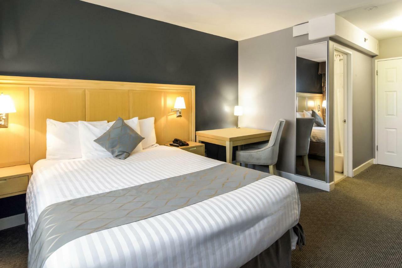 Red Lion Inn & Suites Abbotsford Kültér fotó
